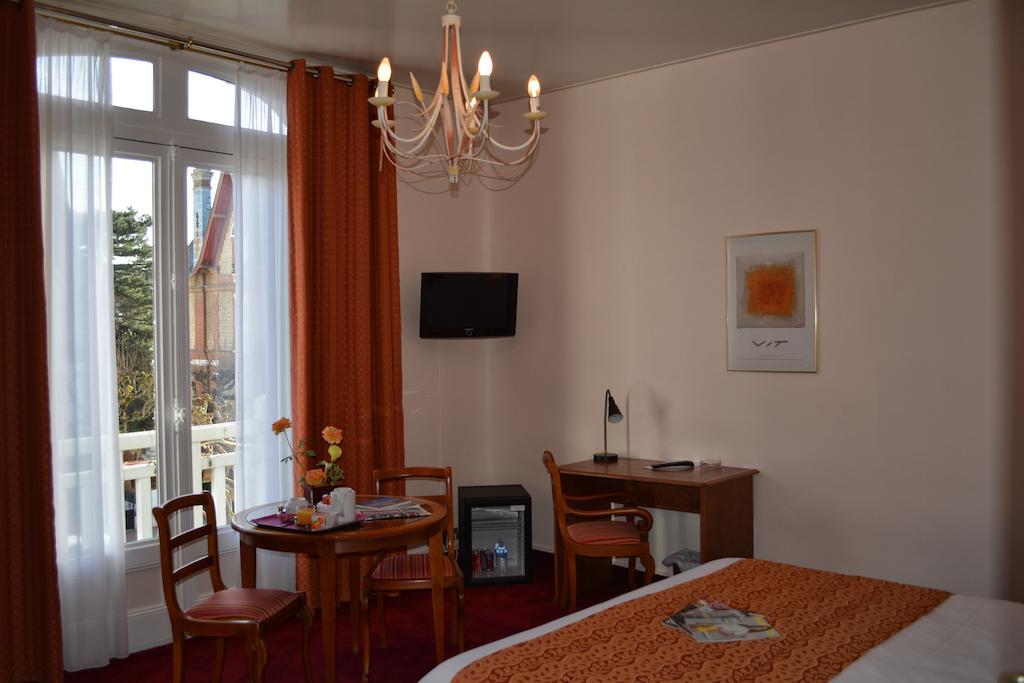 Hotel Marie Anne Deauville Exteriér fotografie